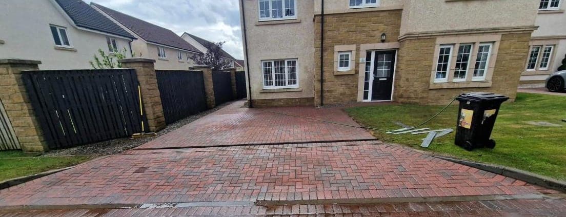 New build block paved driveway